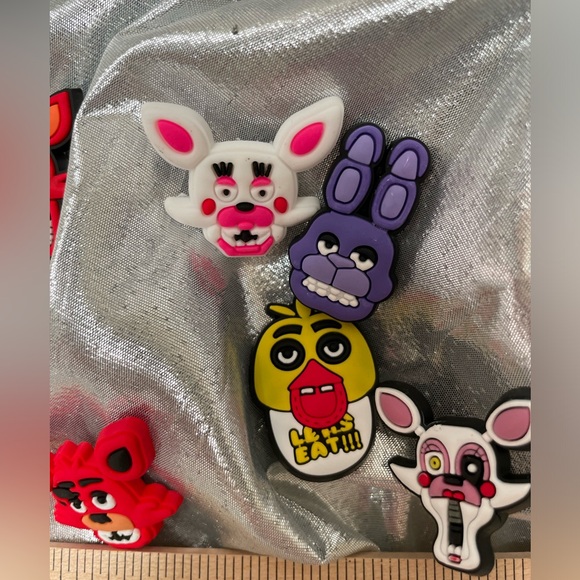 BOGG BAG or CROC Charms — Set of 17 👜🫎 - Picture 8 of 10